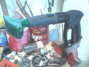 Home made lawn gun http://pestcemetery.com/